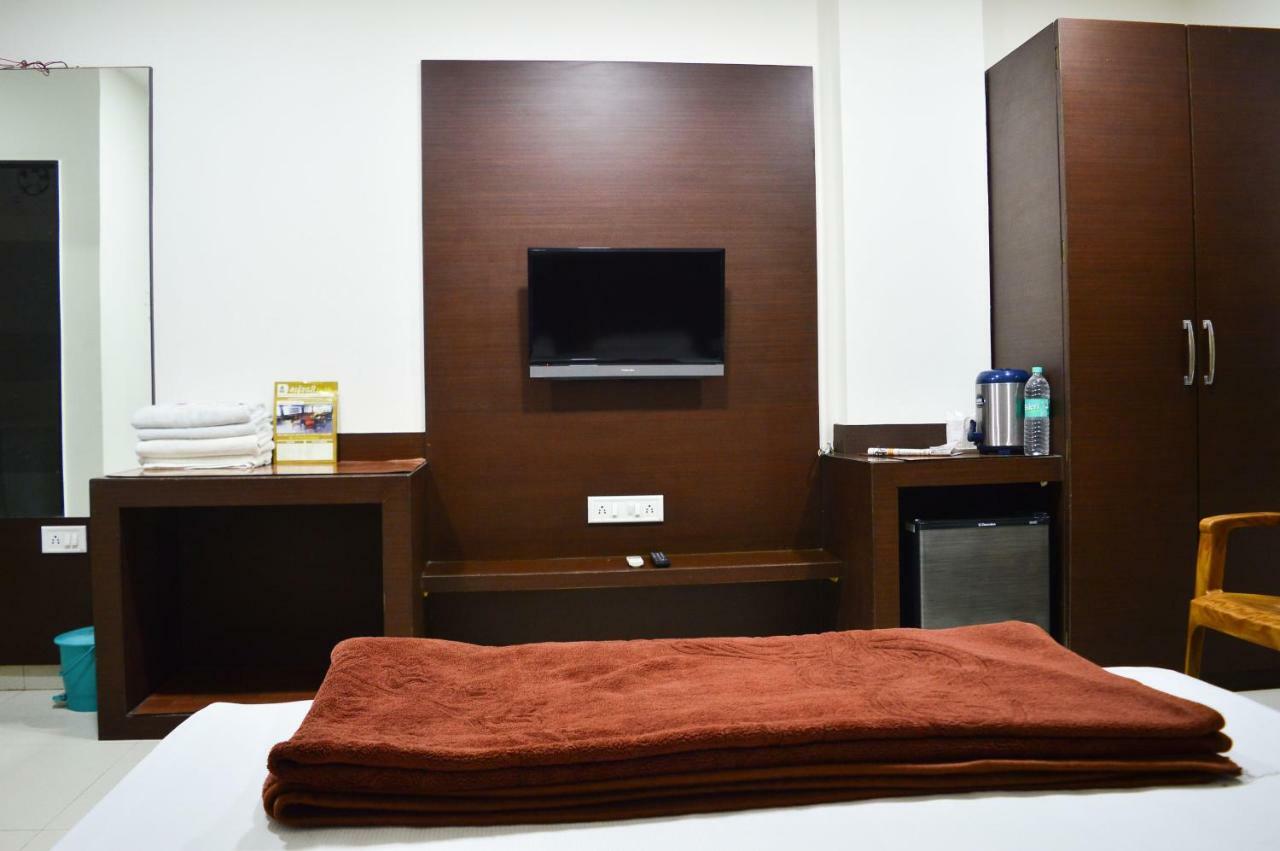 Hotel Maheshwari Avenue Ujjain Exterior foto
